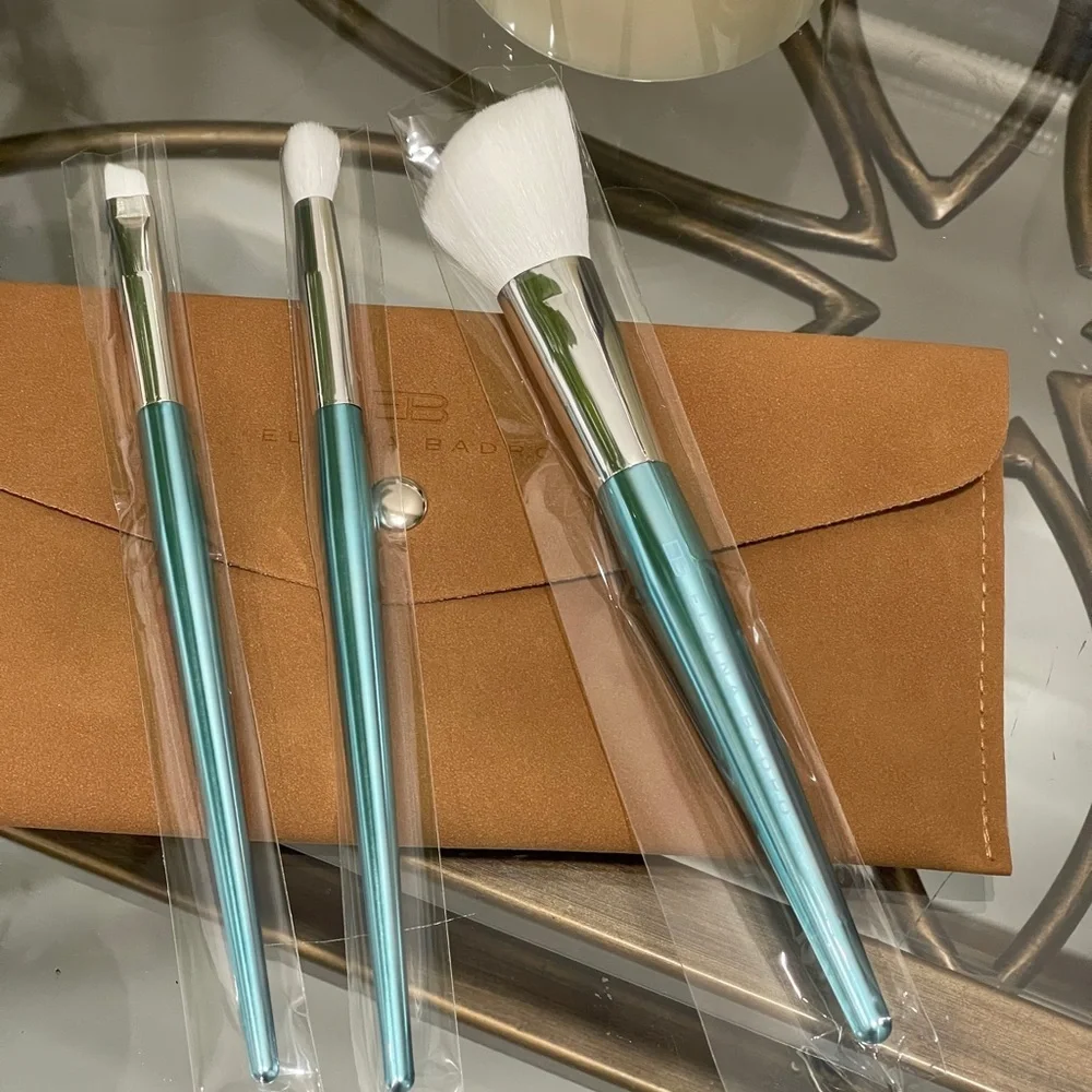 ELAINA BADRO Baby Blues Brush Set - Picture 2 of 7